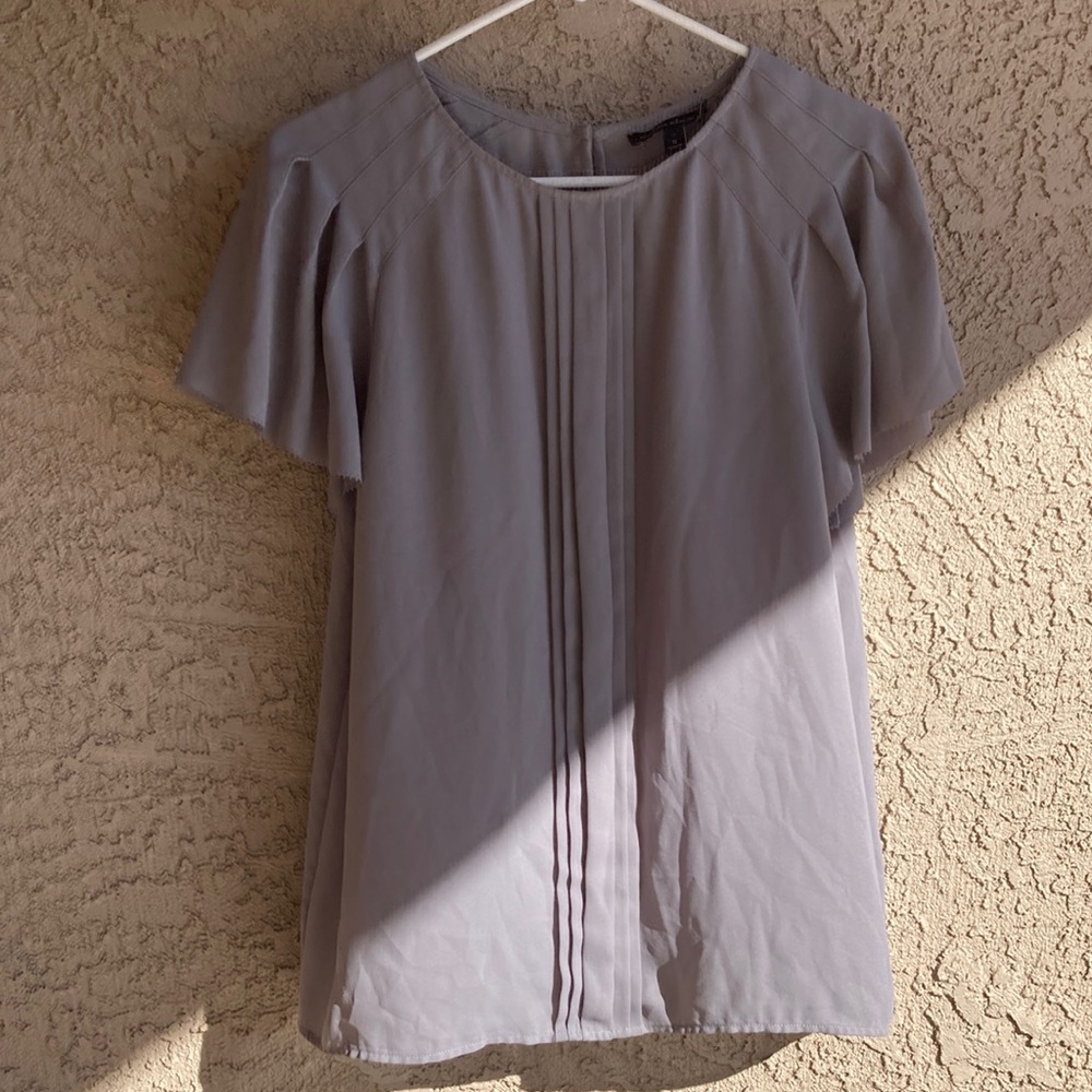 Banana republic gray size small blouse great condition